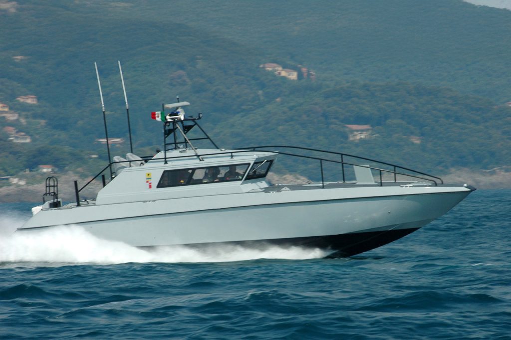 High-speed Guardia di Finanza patrol boat